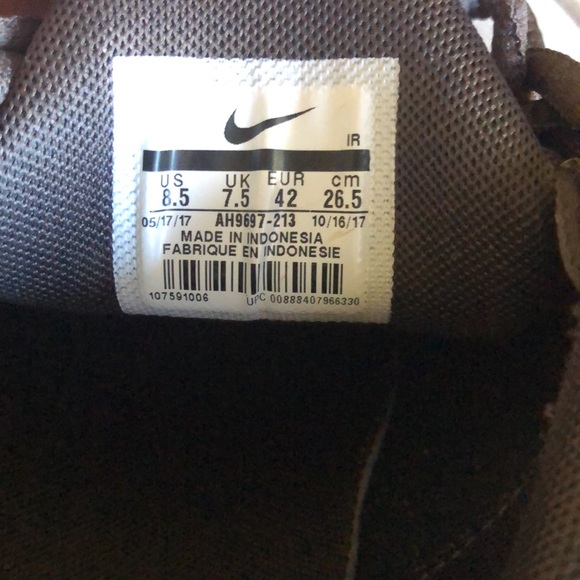 Womens Nike Max Plus EF Shoes - Picture 4 of 4